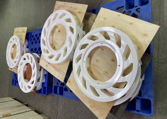 چگالی 3.8-3.9 G/cm3 مقاومت انعطاف پذیری 400 MPa Al2O3 سرامیک برای مقاومت در برابر لباس زیاد برای ماژول قدرت