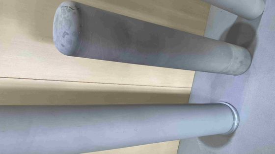 لوله محافظ سرامیکی نیترید سیلیکون که در مایع اسیدی قلیایی استفاده می شود