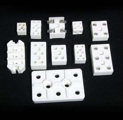 عایق های اتصال دهنده بلوک ترمینال 2 یا 3 قطبی 24A Steatite Ceramics