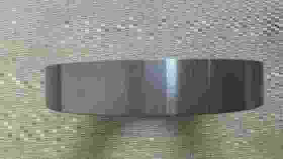 سرامیک Si3N4 با سطح صیقلی بالا Ra0.1 با دقت ابعادی بالا، به فلز نمی چسبد و هیچ واکنش شیمیایی ندارد