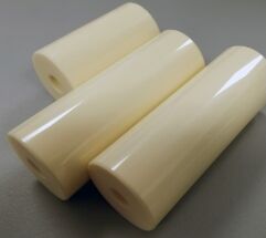 مقاومت حجم 1014 Ωcm Al2O3 مقاومت عایق سرامیکی 1012 Ωcm عایق برقی برای کاربردهای صنعتی